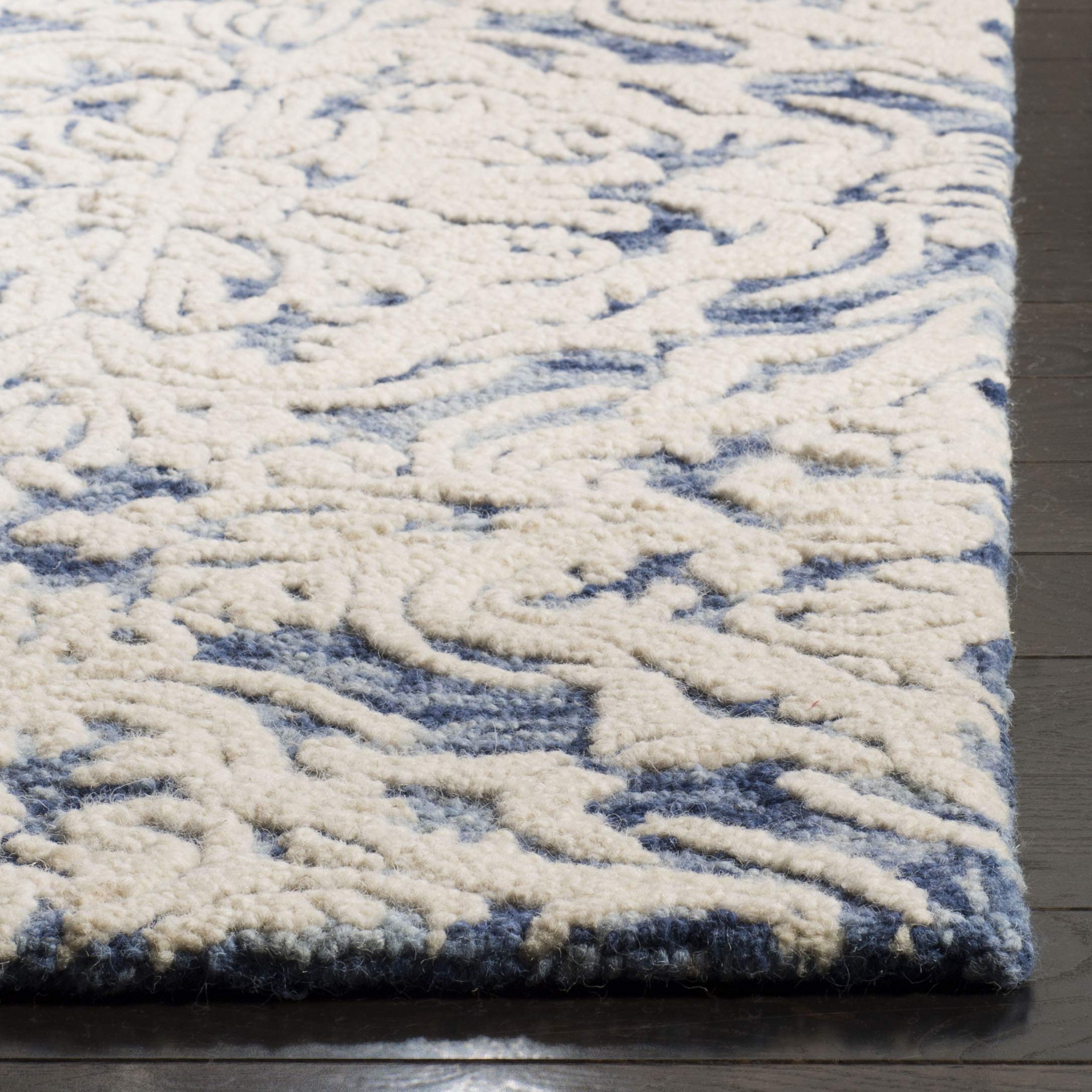 SAFAVIEH Blossom Collection 4' Square Blue/Ivory BLM103M Handmade