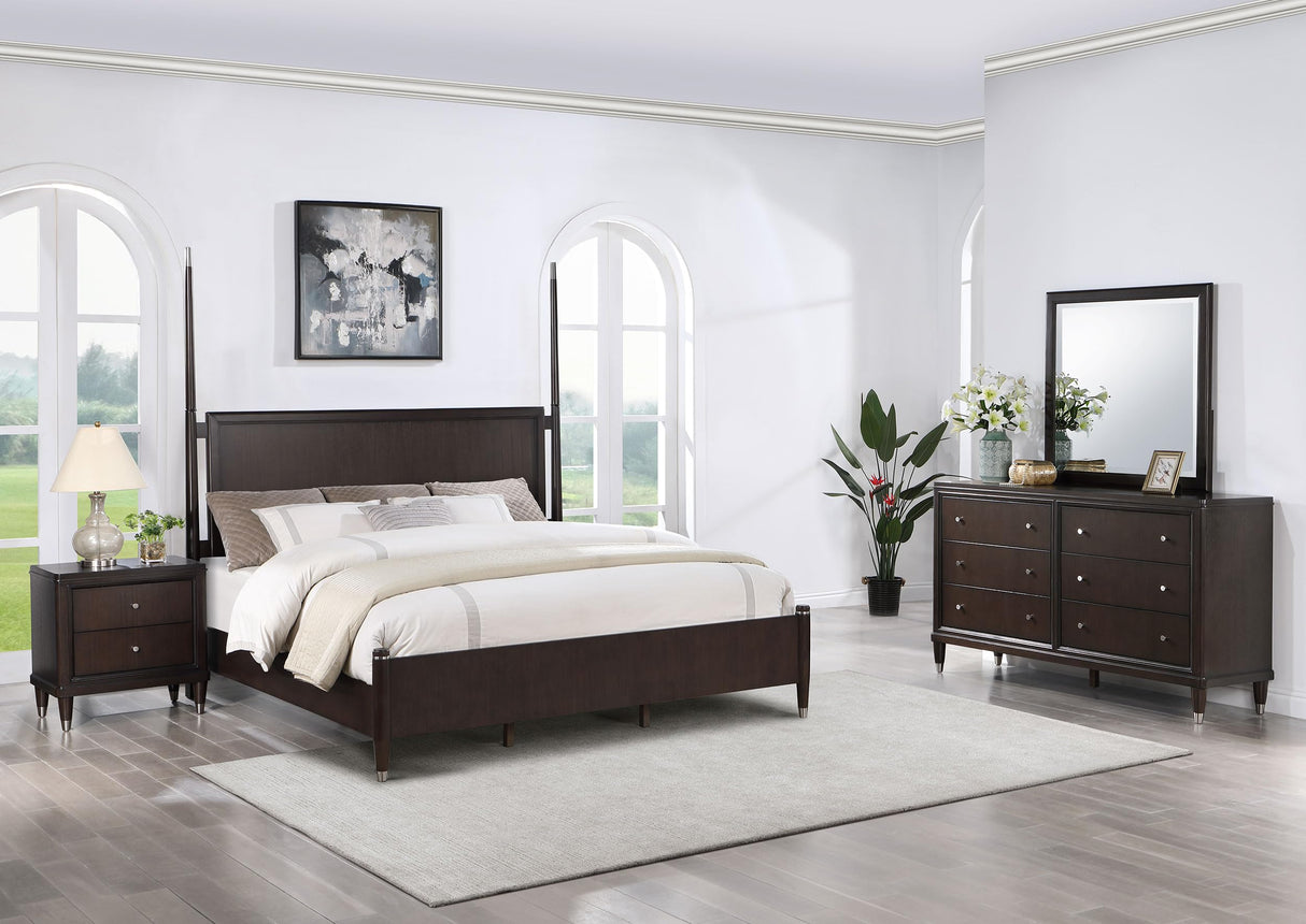 Emberlyn 4-Piece Queen Poster Bedroom Set Brown