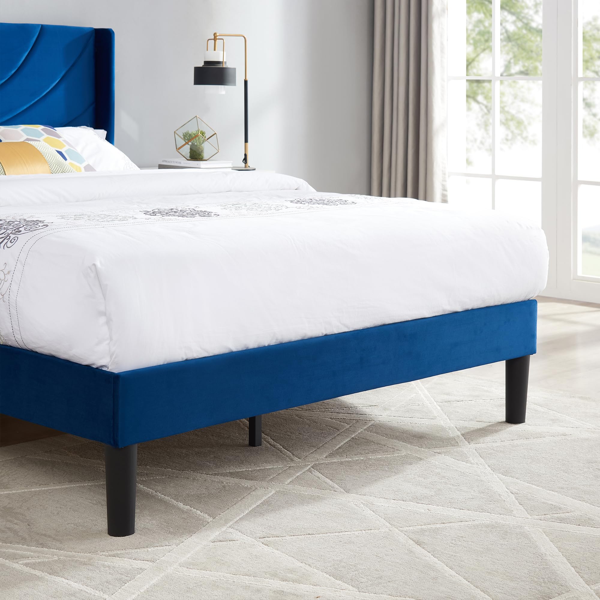 Full Size Upholstered Platform Bed Frame with Wave Fabric Headboard