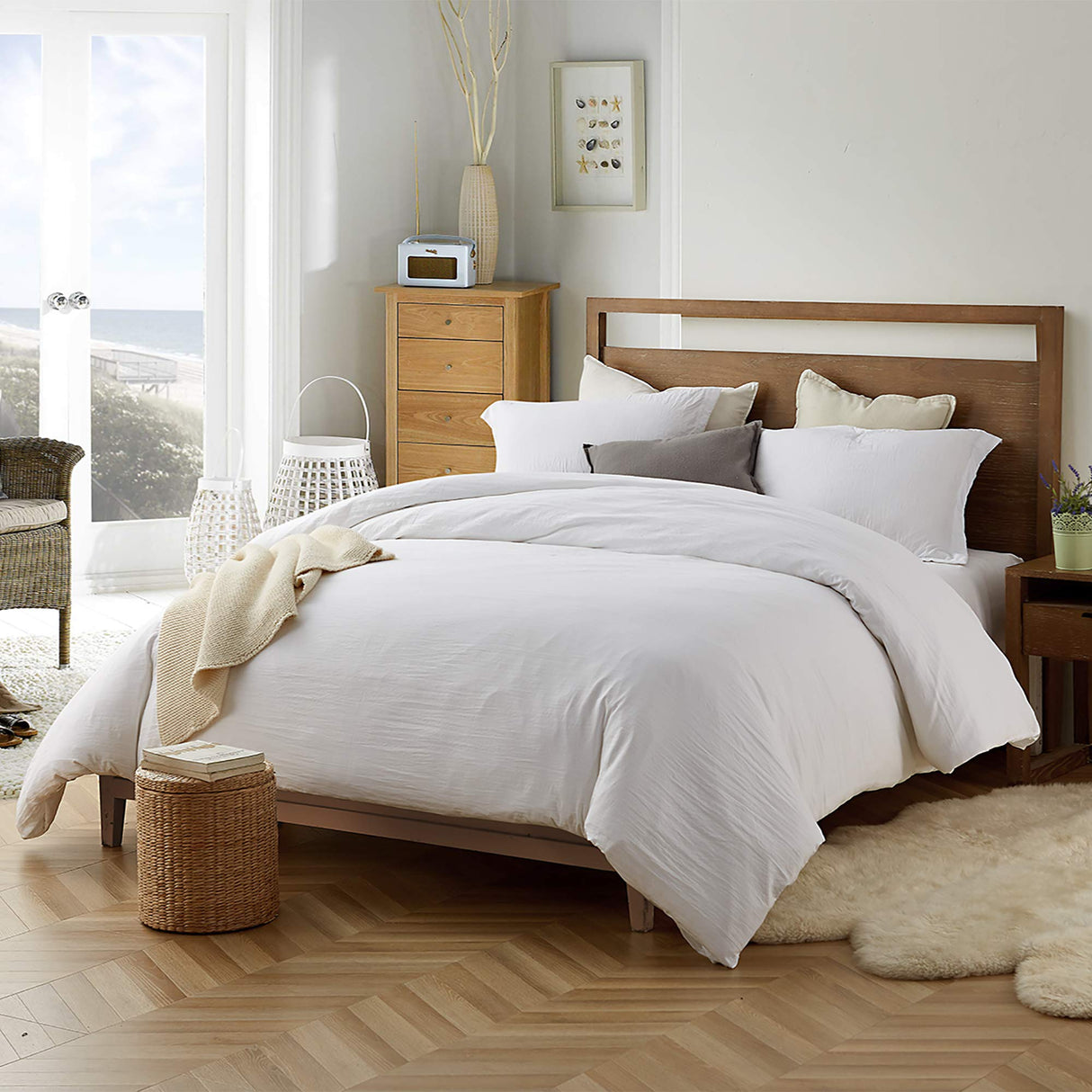 White Comforter Queen Size, 3 Piece Soft Modern Bedding Set & Collections