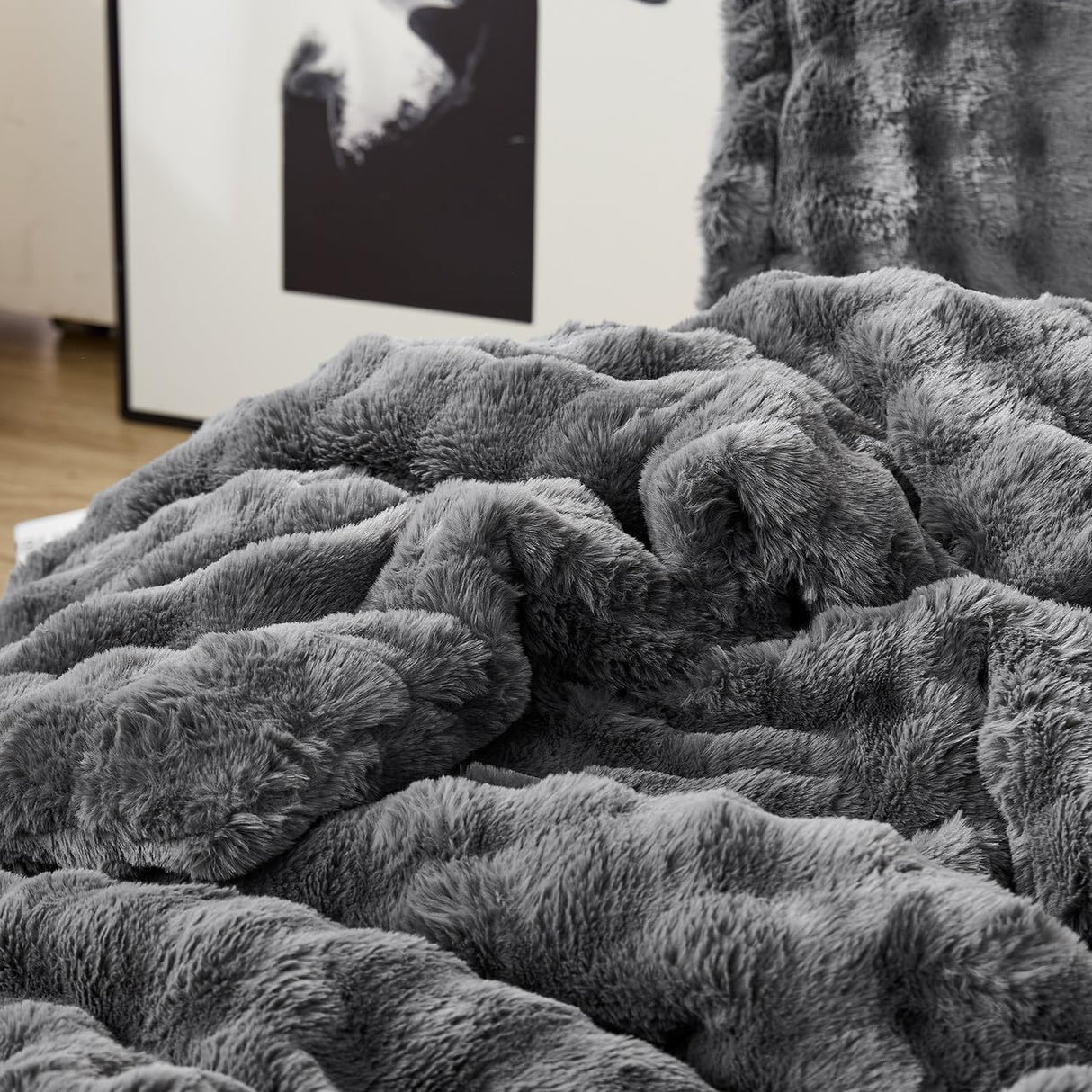 Snowball Double Chunky Bunny - Coma Inducer® Oversized Queen Comforter Set