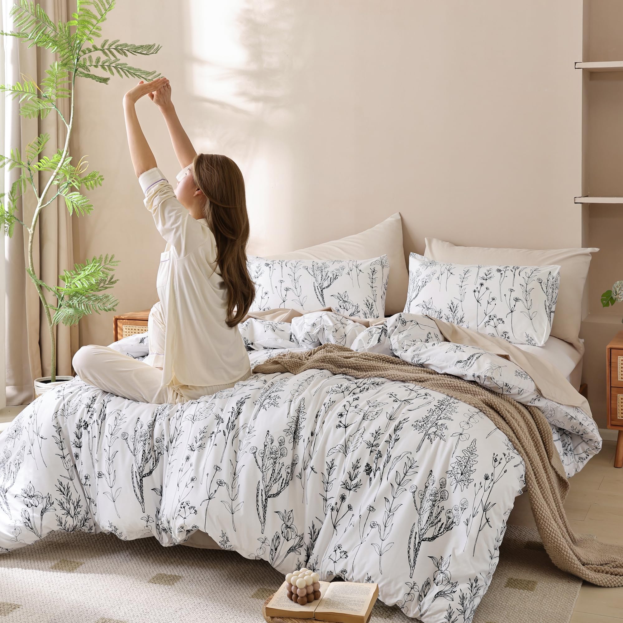 Queen Comforter Set - Floral Comforters Queen Size, White Comforter, 3 Pieces,