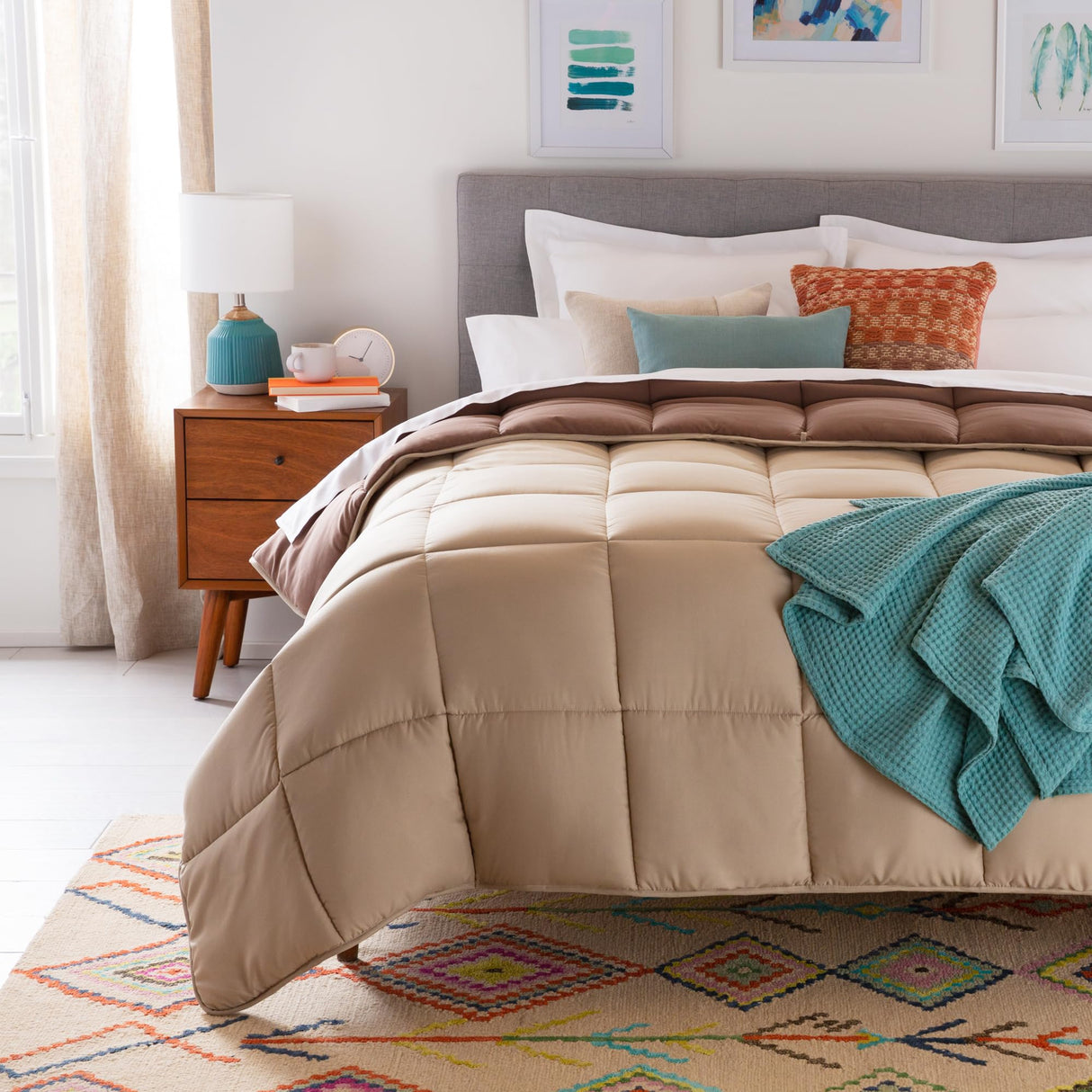 Reversible Down Alternative Comforter and Duvet Insert - All-Season Comforter - Box Stitched Comforter