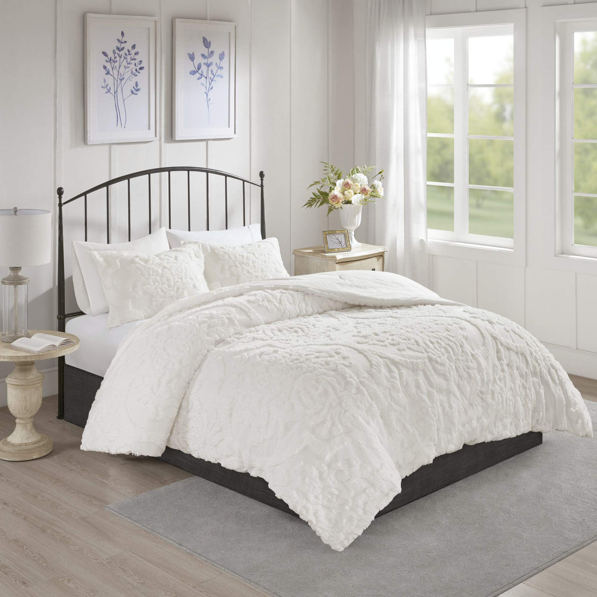 Madison Park Tufted Chenille Cotton Comforter, All Season Bedding Set, Matching Shams, Viola, Damask Off White King/Cal King(104"x92") 3 Piece