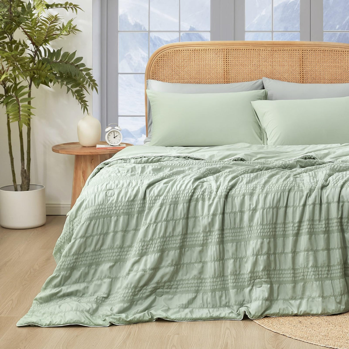 Reversible Lightweight Cooling Blanket