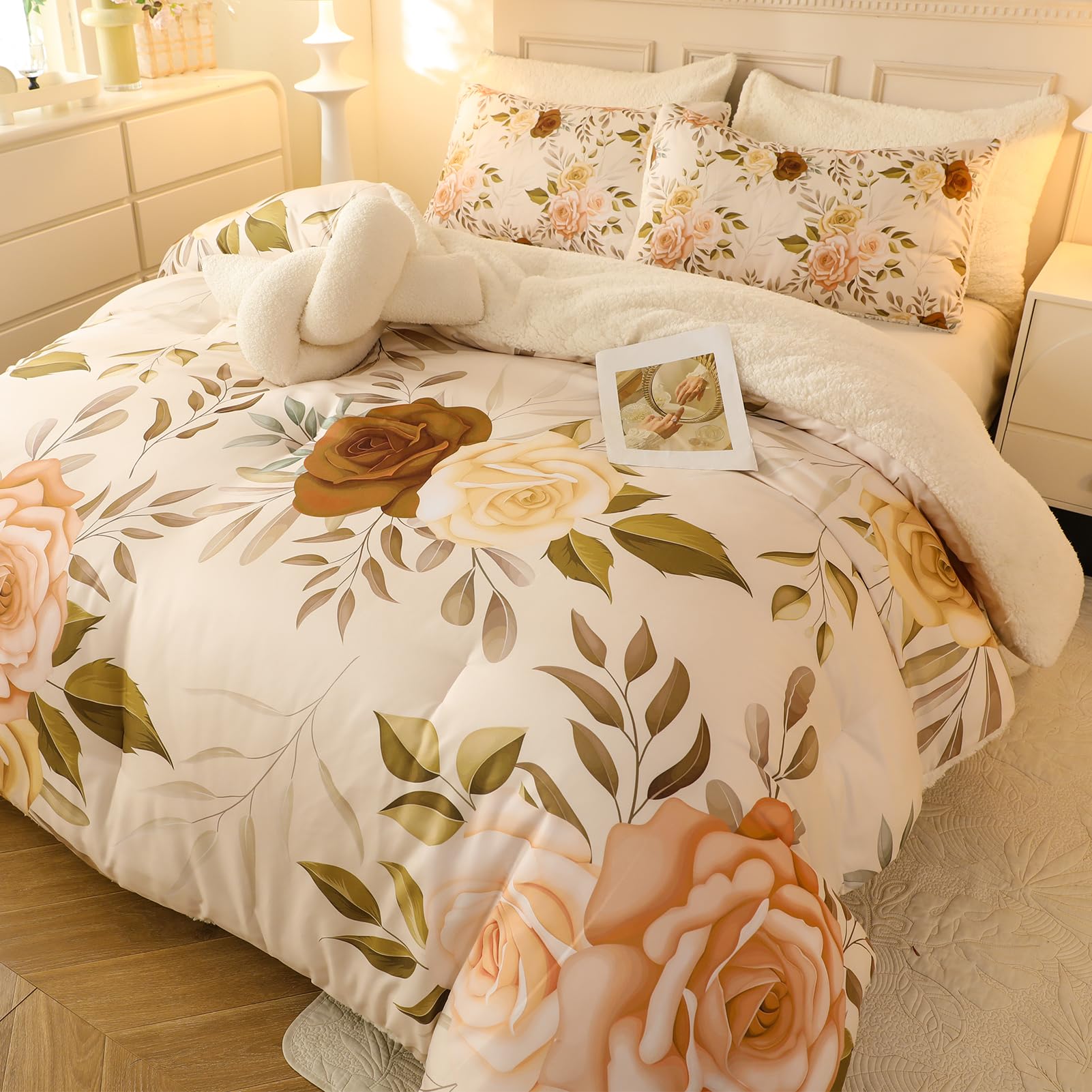 Floral Print Sherpa Comforter Set - Queen Size 3 Pieces Elegant Flowers Botanical Bedding Set Warm Cozy Beige 1 Quilt
