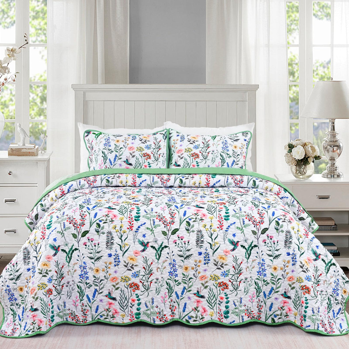 Floral Quilt Queen Size Lightweight Reversible Bedspread Coverlet Set 3 Piece Microfiber