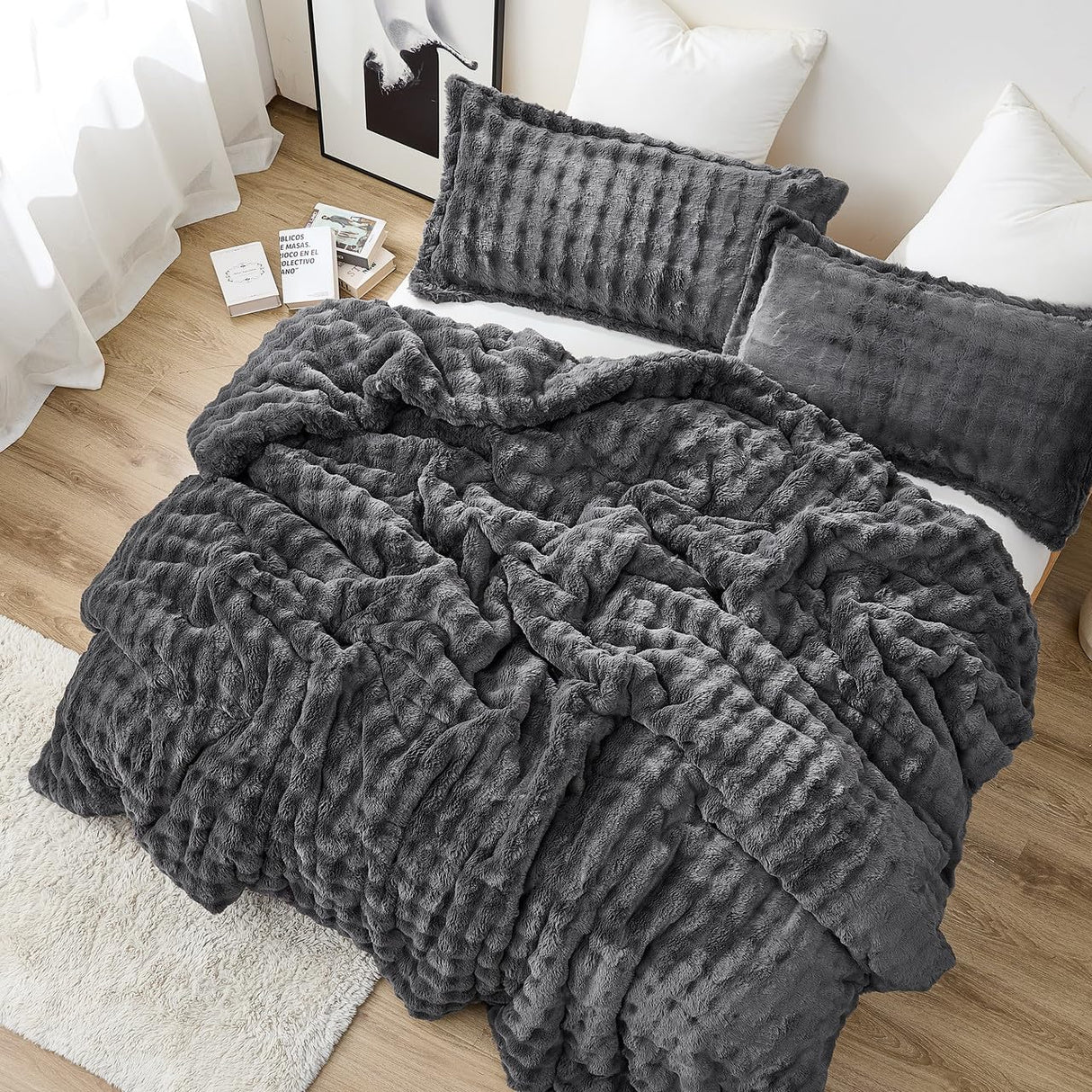 Snowball Double Chunky Bunny - Coma Inducer® Oversized Queen Comforter Set