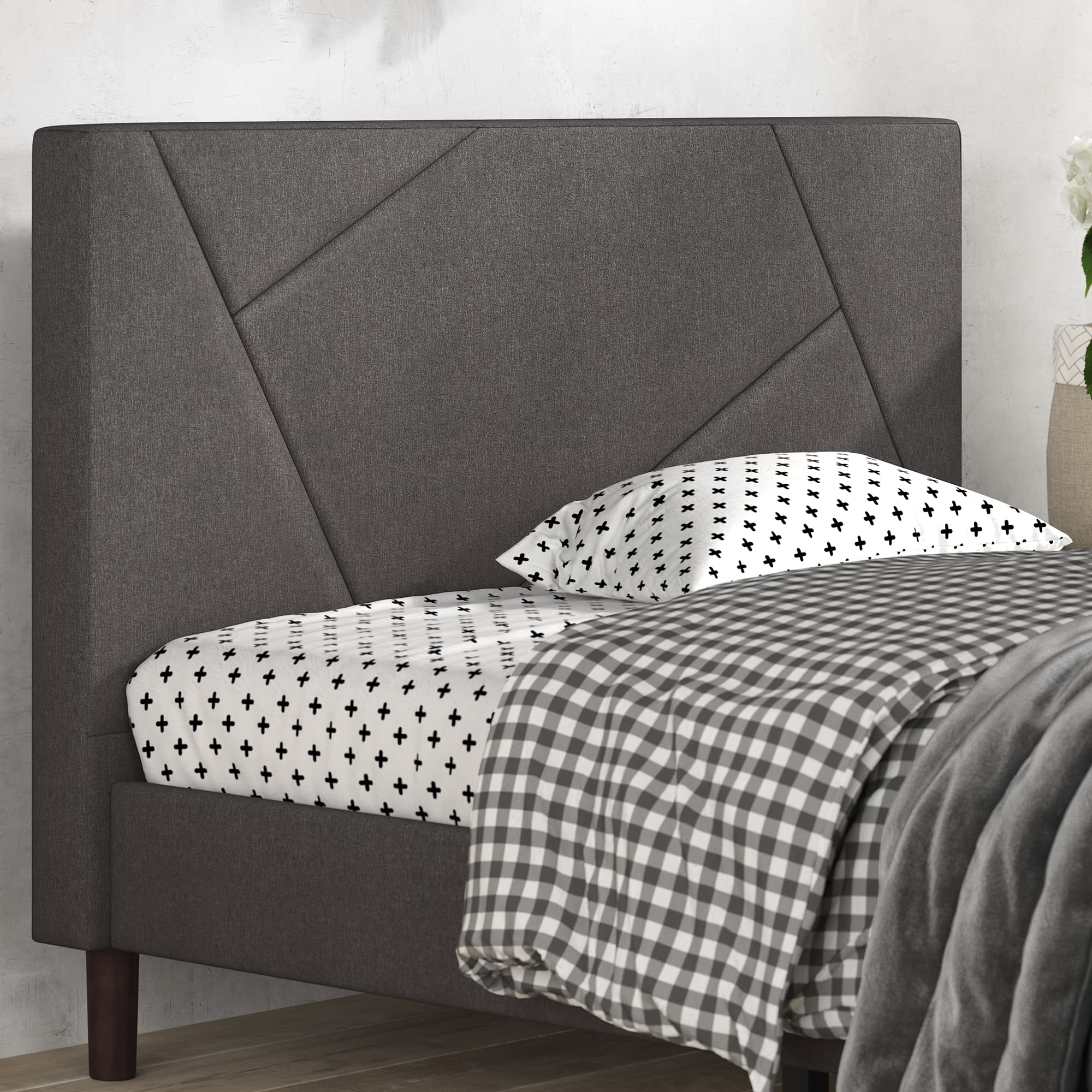 Judy Upholstered Platform Bed Frame / Mattress Foundation