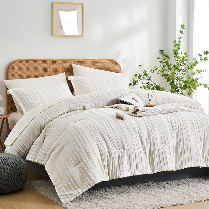 Luxury King Size Comforter Set – 7-Piece Blue Tufted Bed-in-a-Bag for Ultimate Comfort