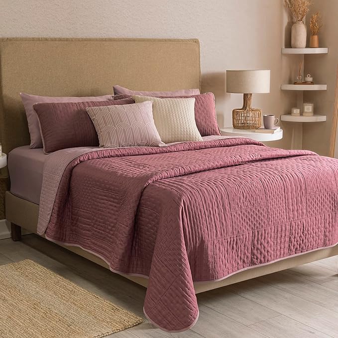 Queen Comforter, Novo Mustard Queen Size Bedding, Reversible Cozy Blankets in Golden