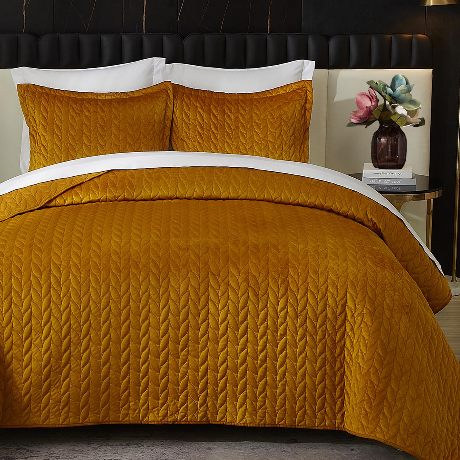 Velvet Quilt Queen Size - Ultra Soft Luxury Bedding Set