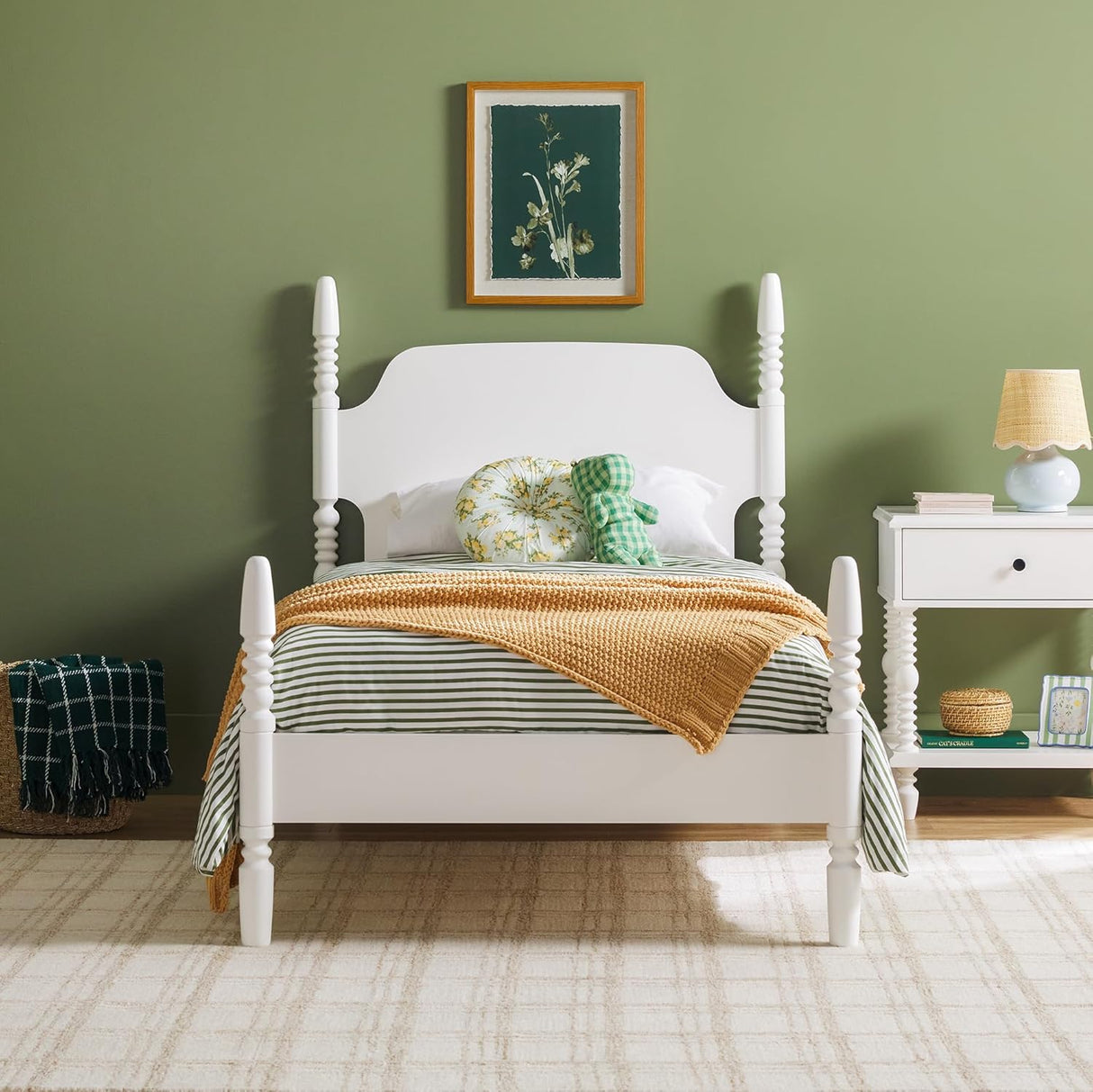 Traditional Wood Spindle Post Queen Bed Frame with Headboard