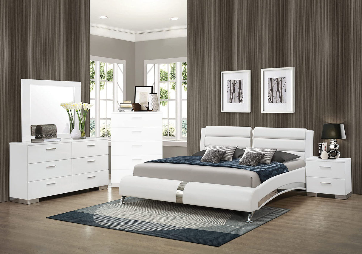 Jeremaine Queen Bed 4-Piece Set, White