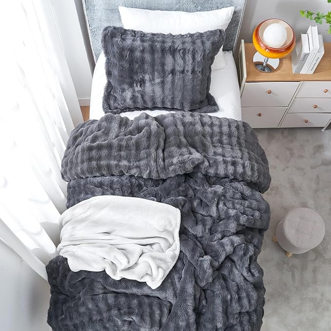 Snowball Double Chunky Bunny - Coma Inducer® Oversized Queen Comforter Set