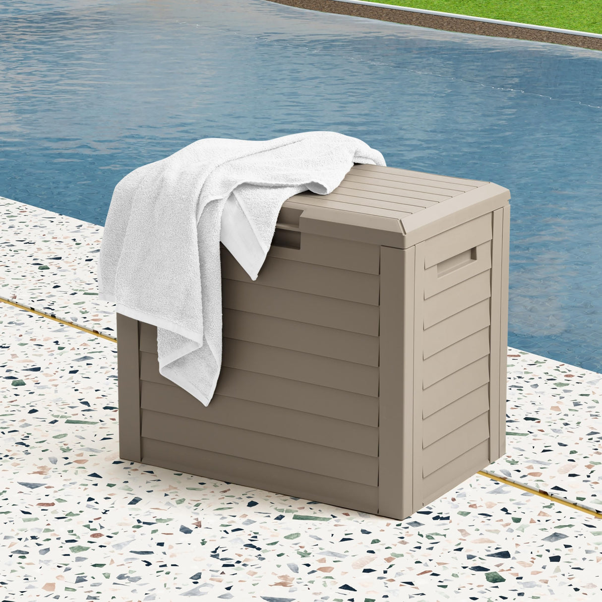 USA 35-Gallon Outdoor Deck Storage Box, Lockable & UV-Protected