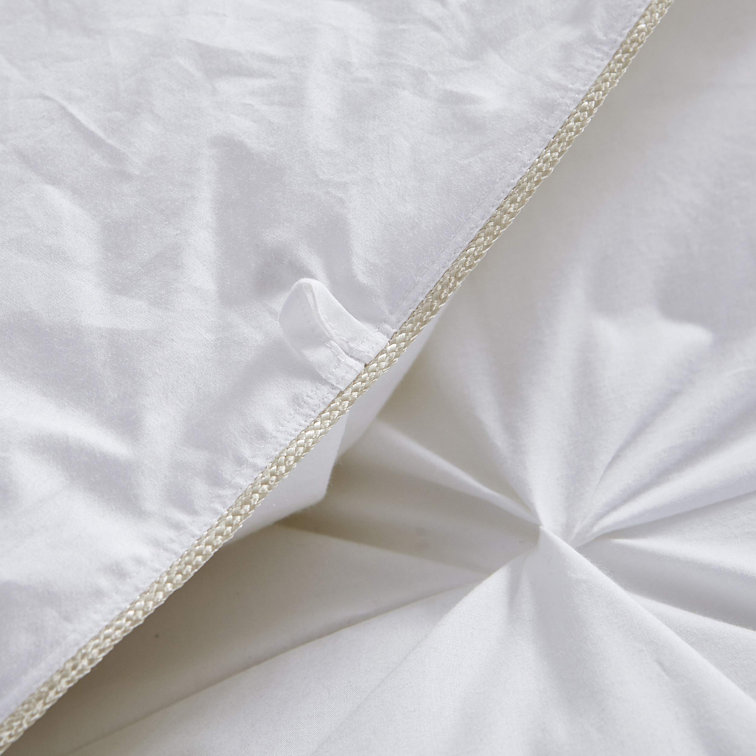 All-Season Goose Down Feather Fiber Comforter Queen Size Duvet Insert, Exquisite Pinch