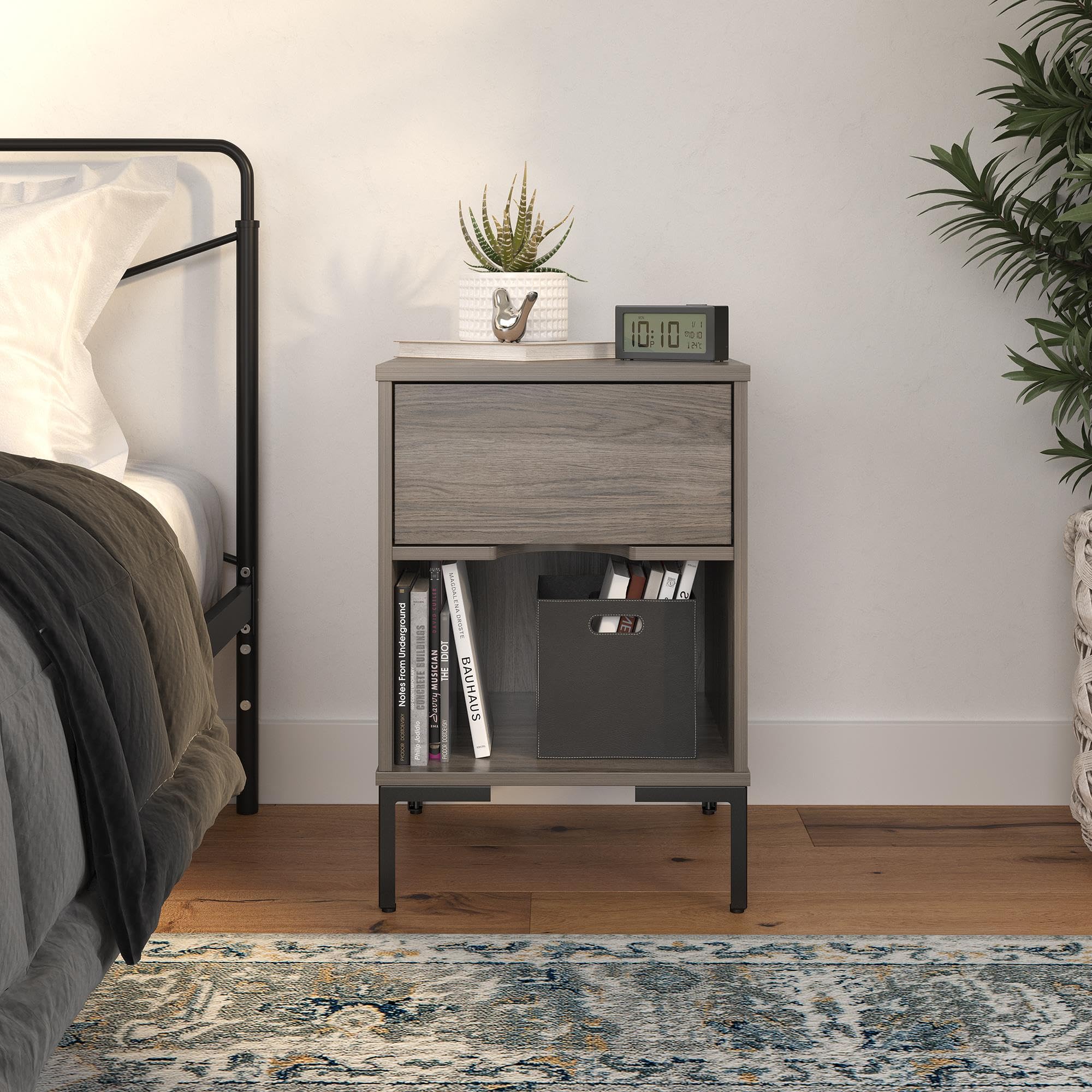Rolland Nightstand, Weathered Oak
