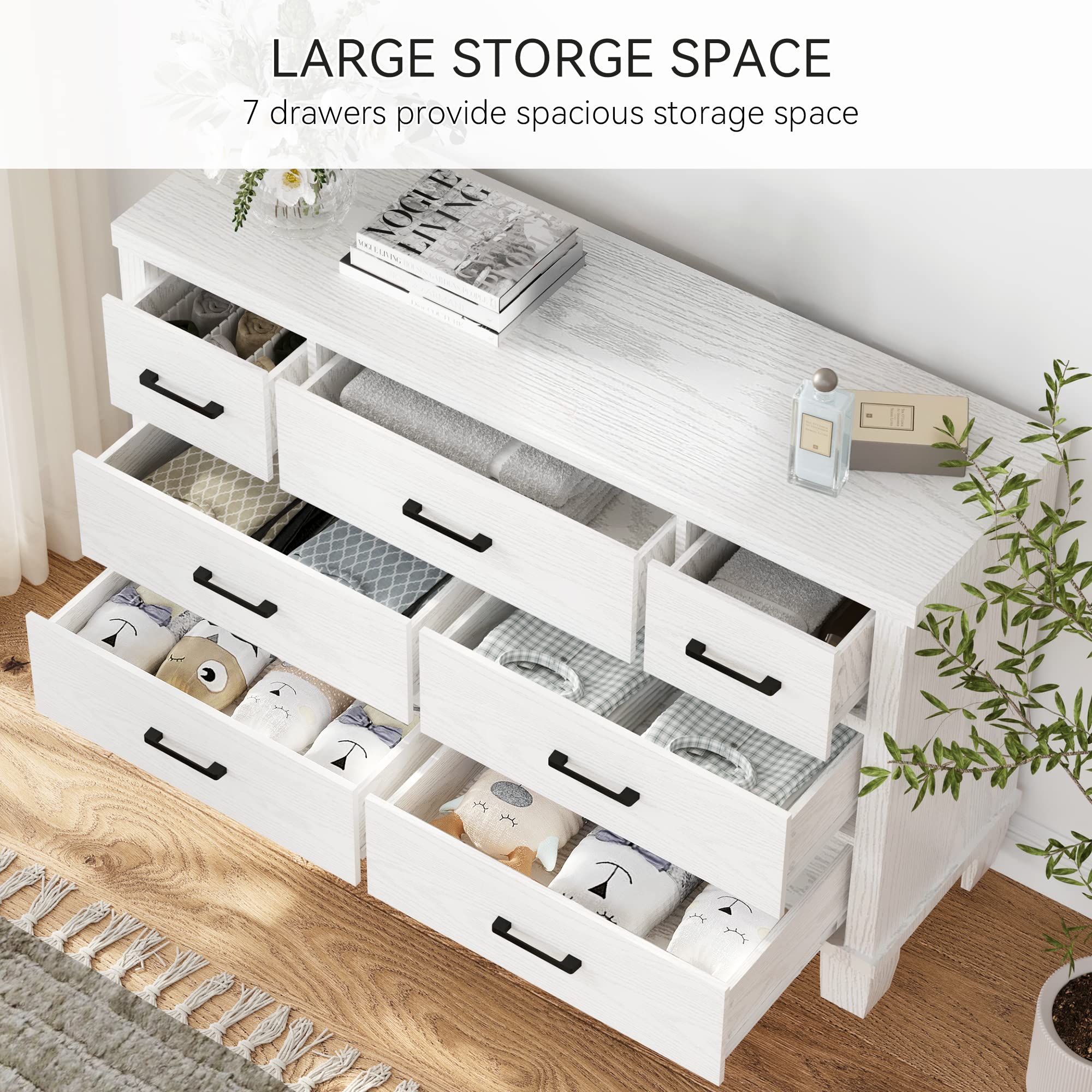 Dresser for Bedroom with 7 Drawers, Modern Chest of Drawers Closet with Metal Handle,