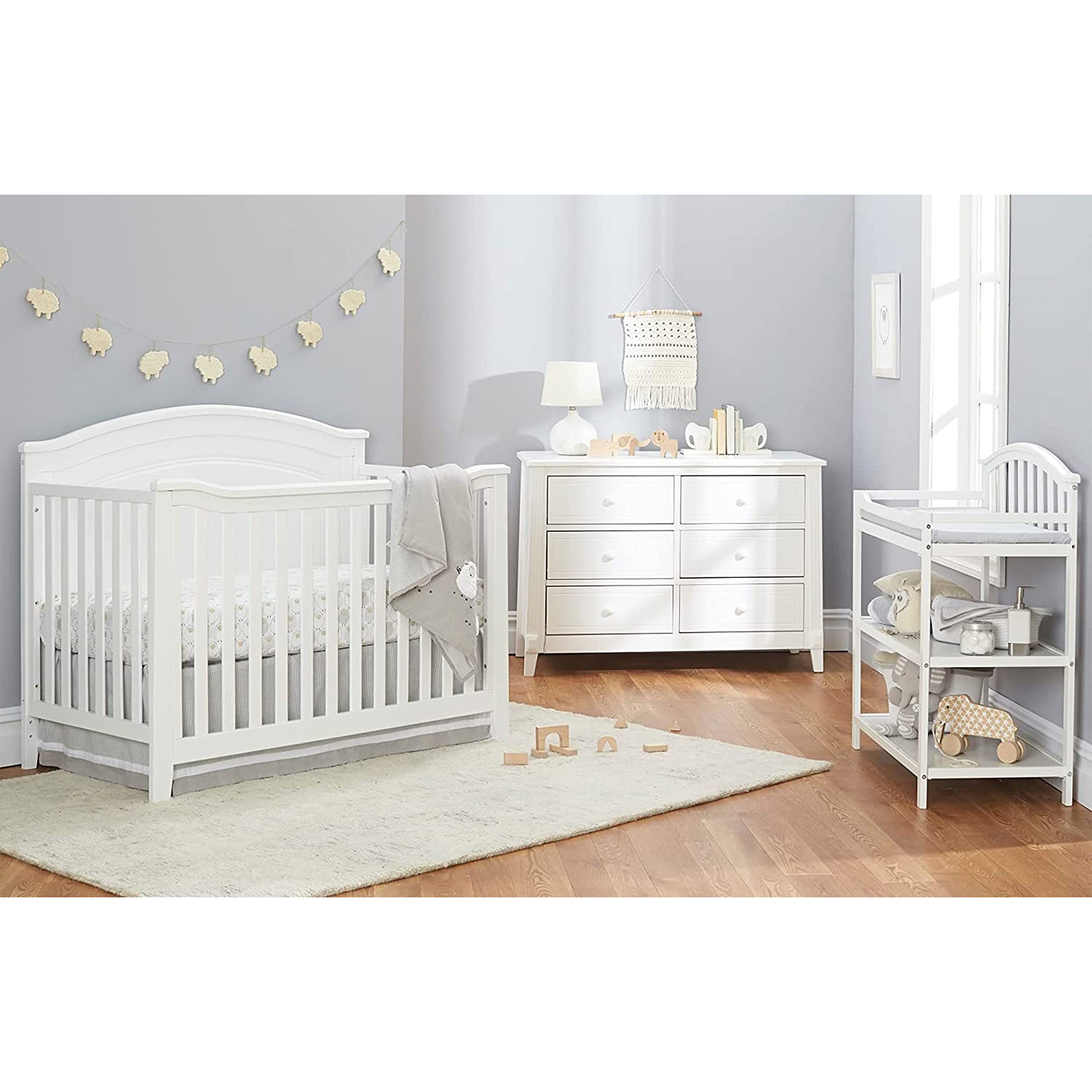 Berkley Round Top Crib, Classic 4-in-1 Convertible Crib, Made of Wood, Non-Toxic Finish