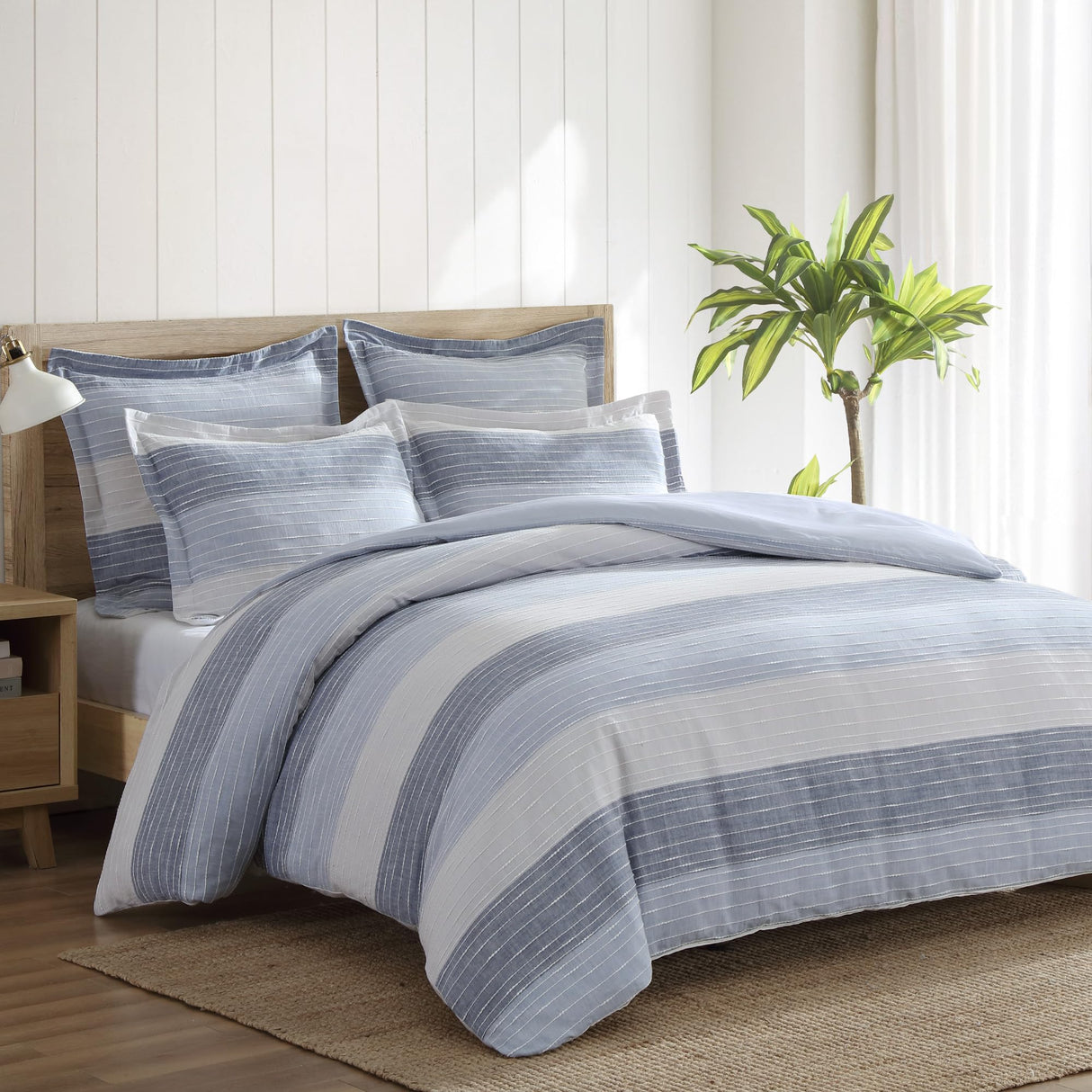Blue Comforter Set - Full/Queen Comforter (90 x 94in.)