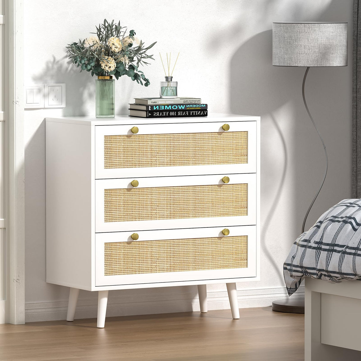 White Dresser for Bedroom with 3 Drawers, Modern Wood 3 Drawer Dresser