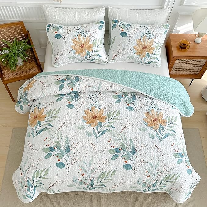 Set with Green Leaves Botanical Coverlet Bedspread