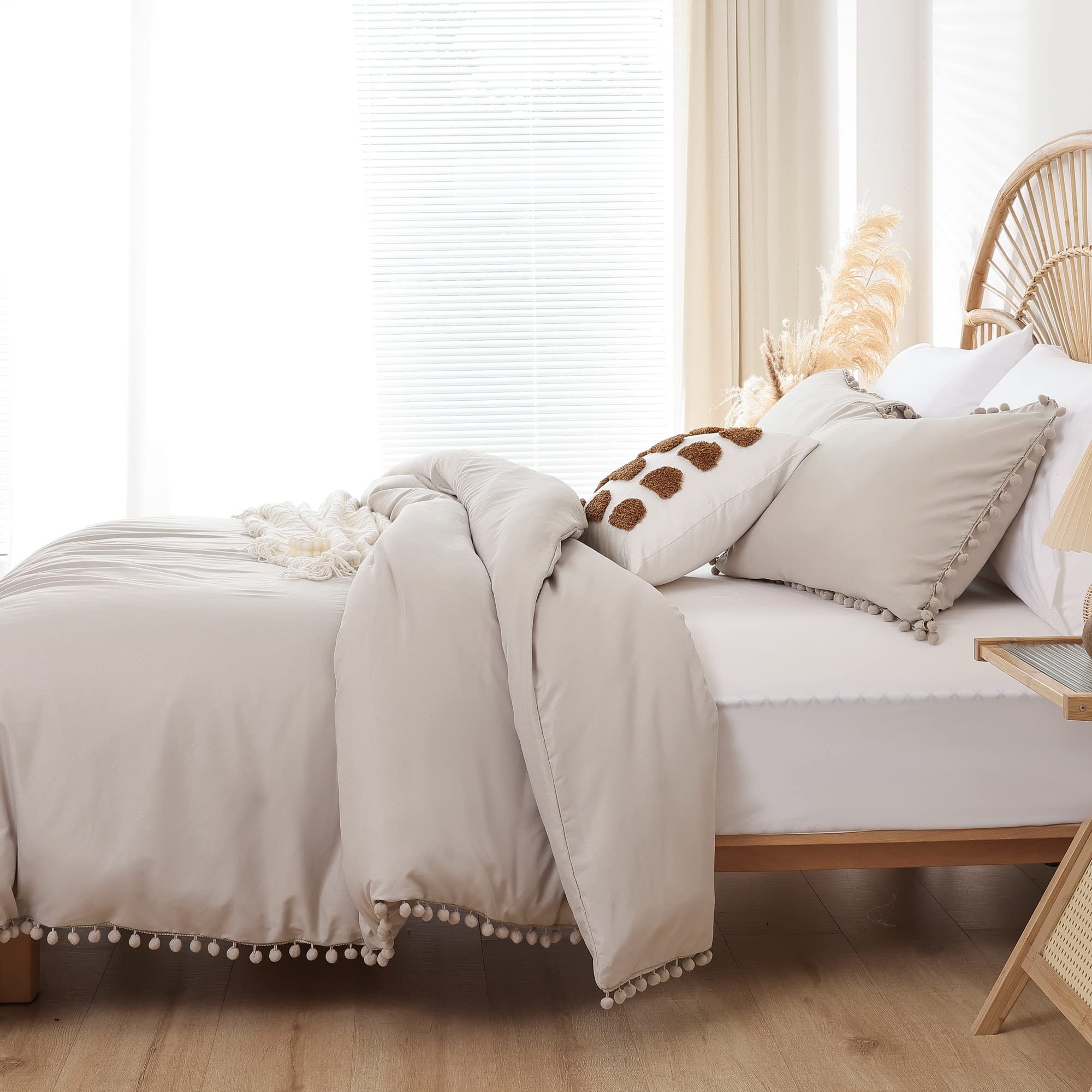 Queen Comforter Set - Comforter Queen Size Sets with Ball Pom Fringe, Soft Bedding Set