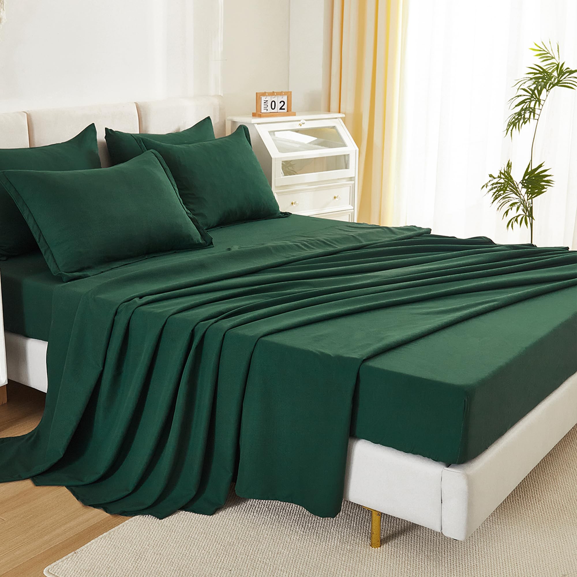 Litanika Queen Comforter Set Dark Emerald Green - 7 Pieces Bed in a Bag Queen Beddding Comforter Sets, Solid Lightweight Bed Set with Comforter, Sheets, Pillowcases & Shams