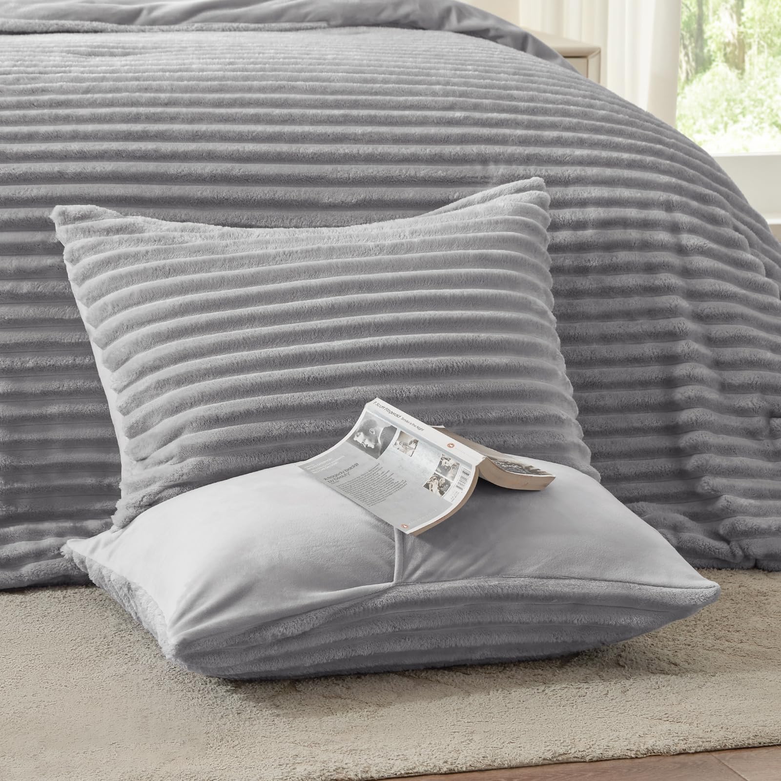 EXQ Home Fluffy Comforter Set Queen Size - Super Soft Faux Fur Stripe Jacquard Comforter 3 Pieces, Light Gray Fleece Bedding Set,Winter Warm Bed Set,1 Comforter with 2 Pillowcases