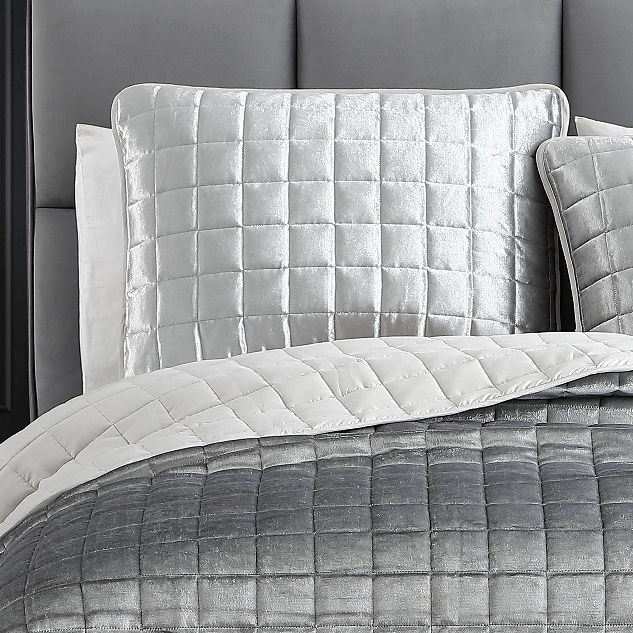 Lyndon Shimmer Velvet Quilt Set - Queen Size Silver 3-Piece
