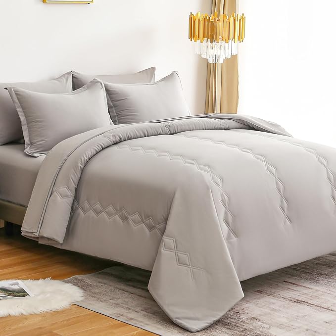 King Comforter Set 7 Pieces,White Ultra Soft Bedding Comforter Sets