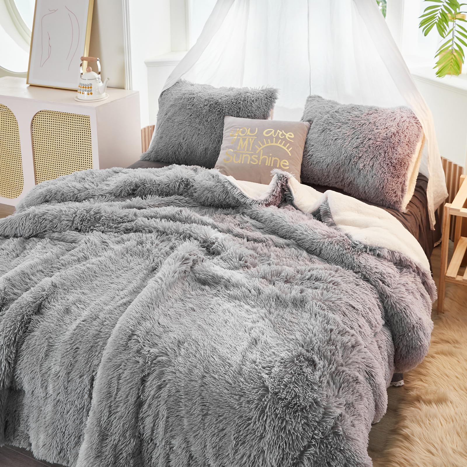 Luxury Faux Fur Shaggy Comforter Set Full/Queen Size