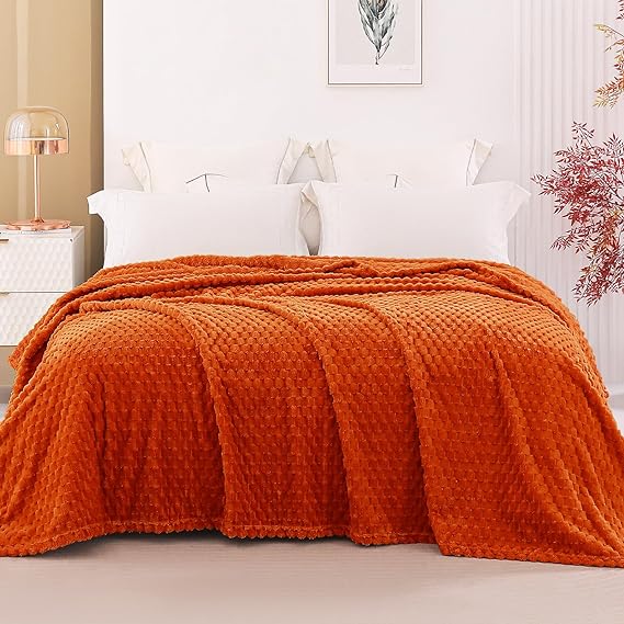 90x104 Inches 3D Clouds Stylish Jacquard Velvet Plush