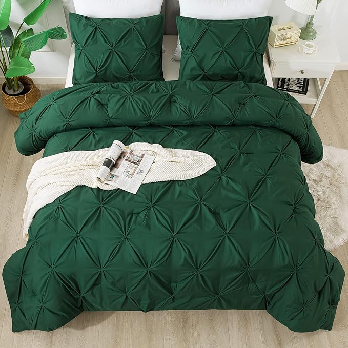 Dark Green Pinch Pleated Comforter Queen(90x90Inch), 3 Pieces(1 Pintuck Comforter and 2 Pillowcases)