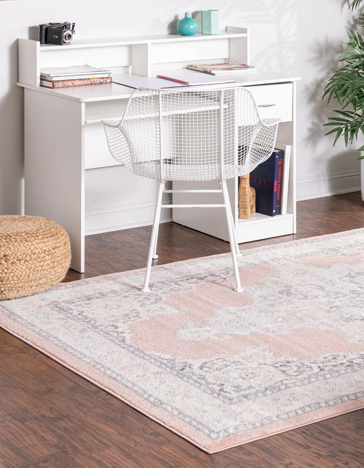 Parker Collection Area Rug 10' x 14' Rose