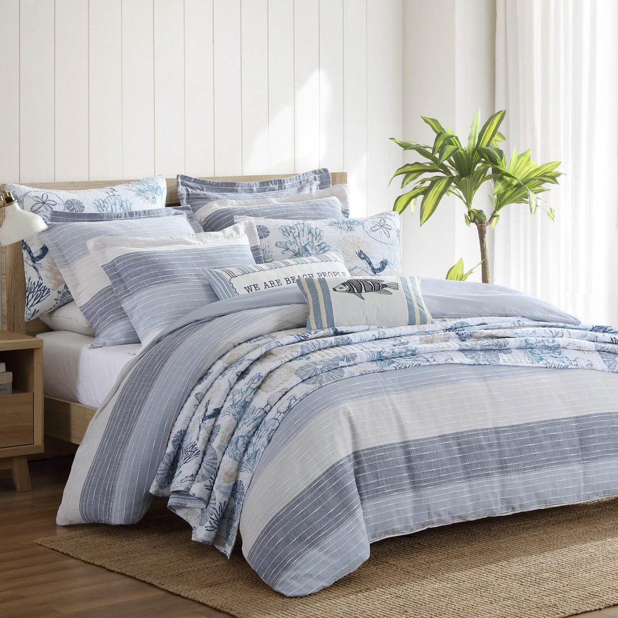 Blue Comforter Set - Full/Queen Comforter (90 x 94in.)