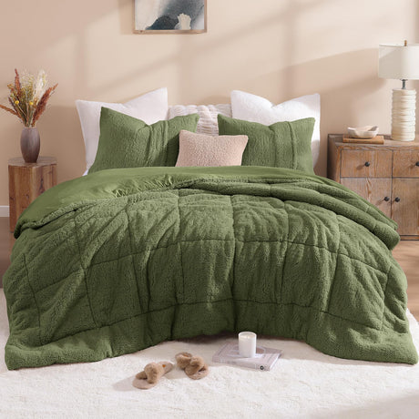 Queen Comforter Set, Olive Green Ultra Soft Fuzzy Sherpa Fleece Comforter, 3 Pieces