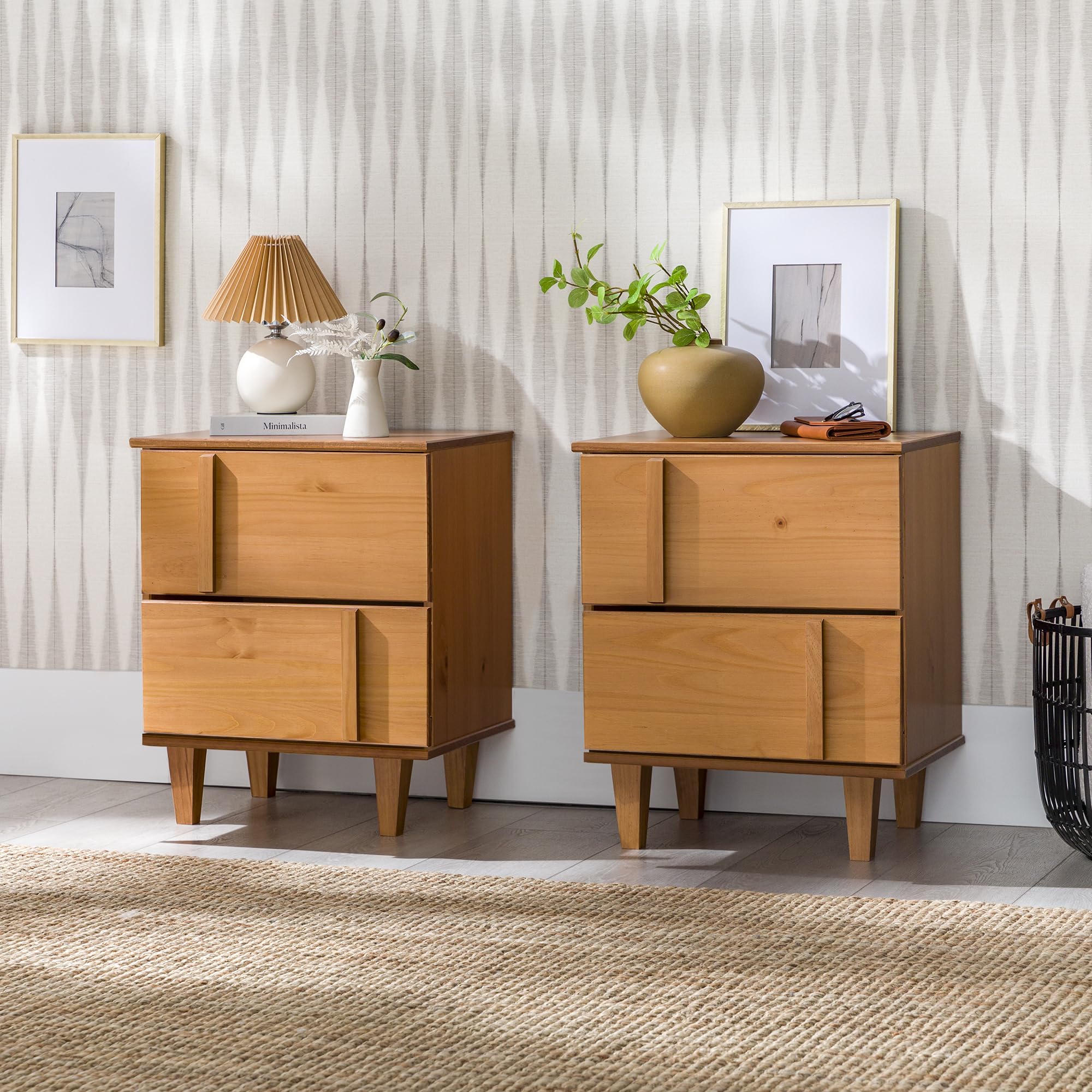 2-Piece Detailed Drawer Solid Wood Nightstands