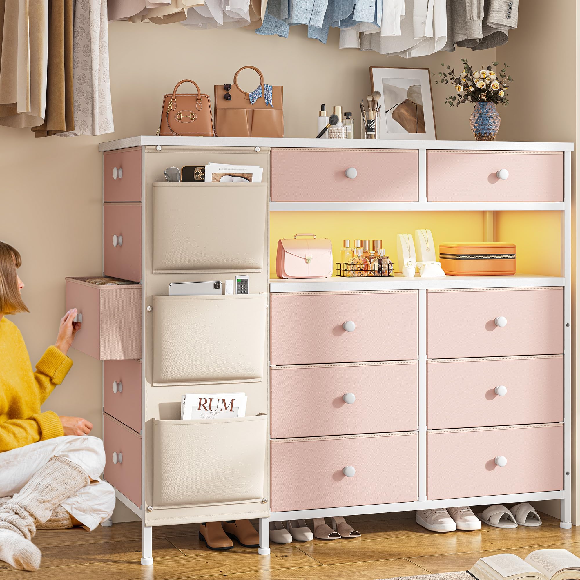 Drawers Dresser for Bedroom with and Charging Station