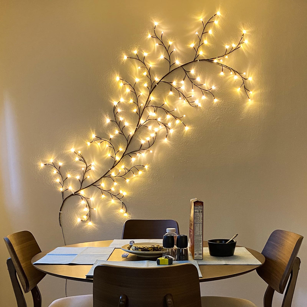 Enchanted Willow Vine Lights, Christmas Decorations 144 LEDs Flexible DIY Vines