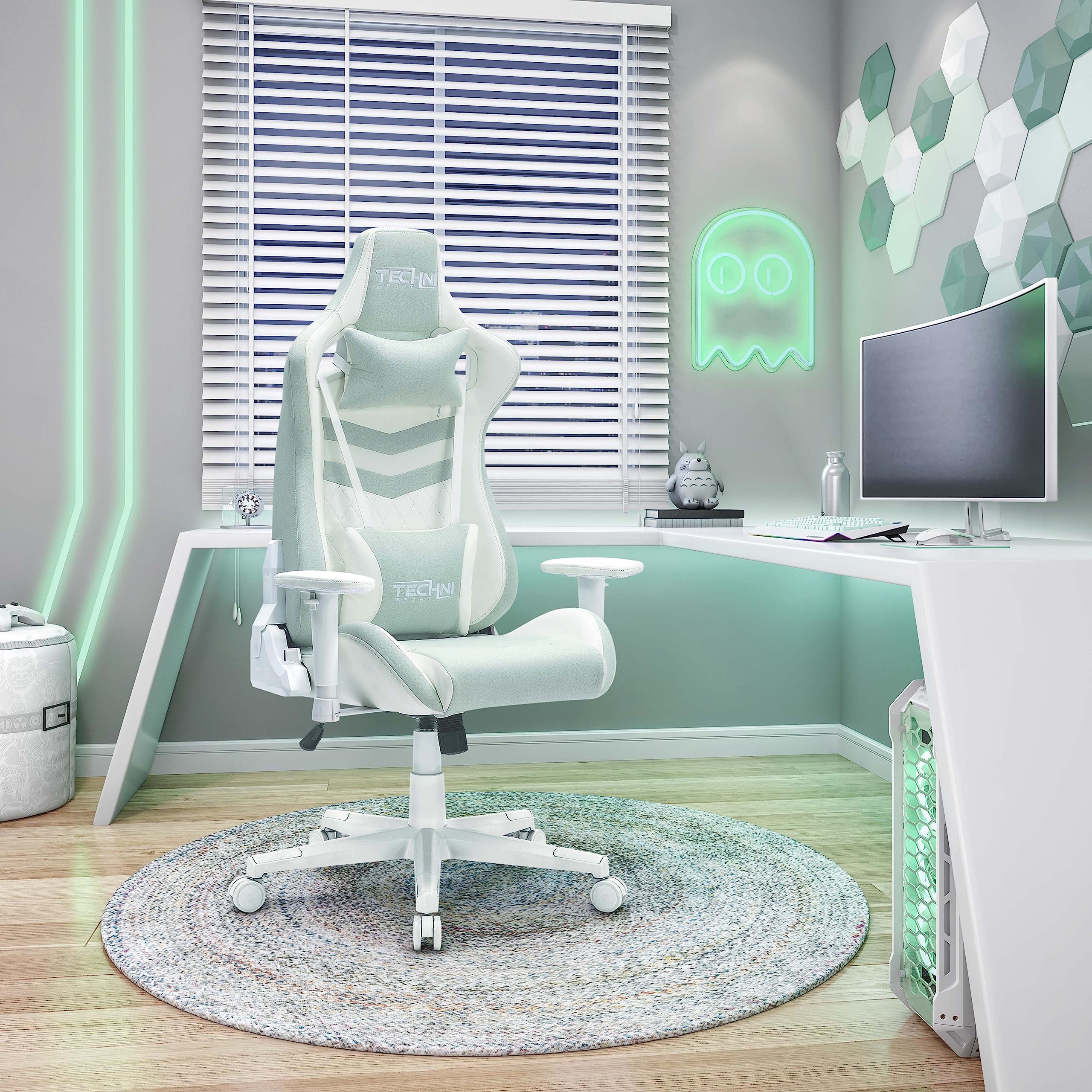 Ergonomic Gaming Chair with Memory Foam Lumbar Support