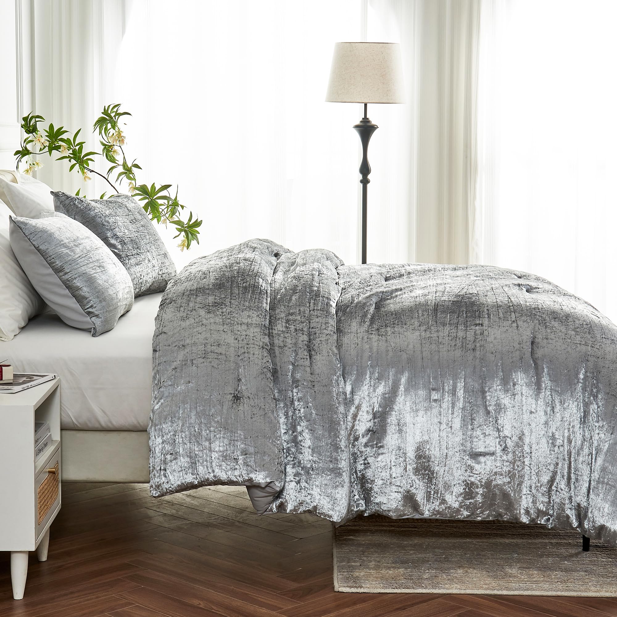 King Size Korean Velvet Comforter Set - 3 Piece Luxury Bedding