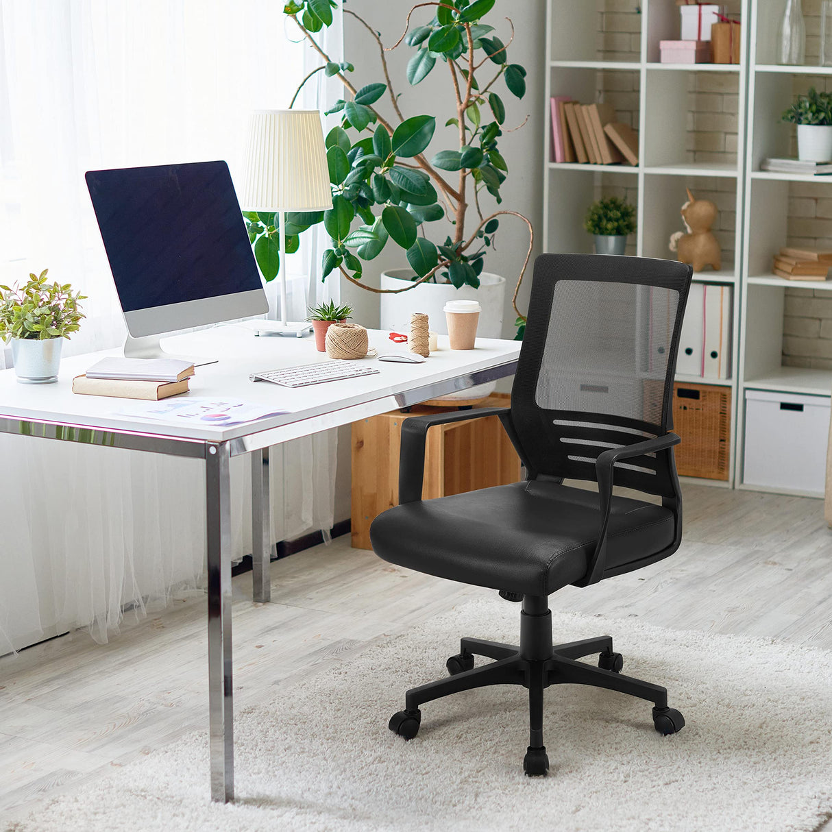 Ergonomic Office Chair Leather Seat and Mesh Back Computer Chair Executive Chair