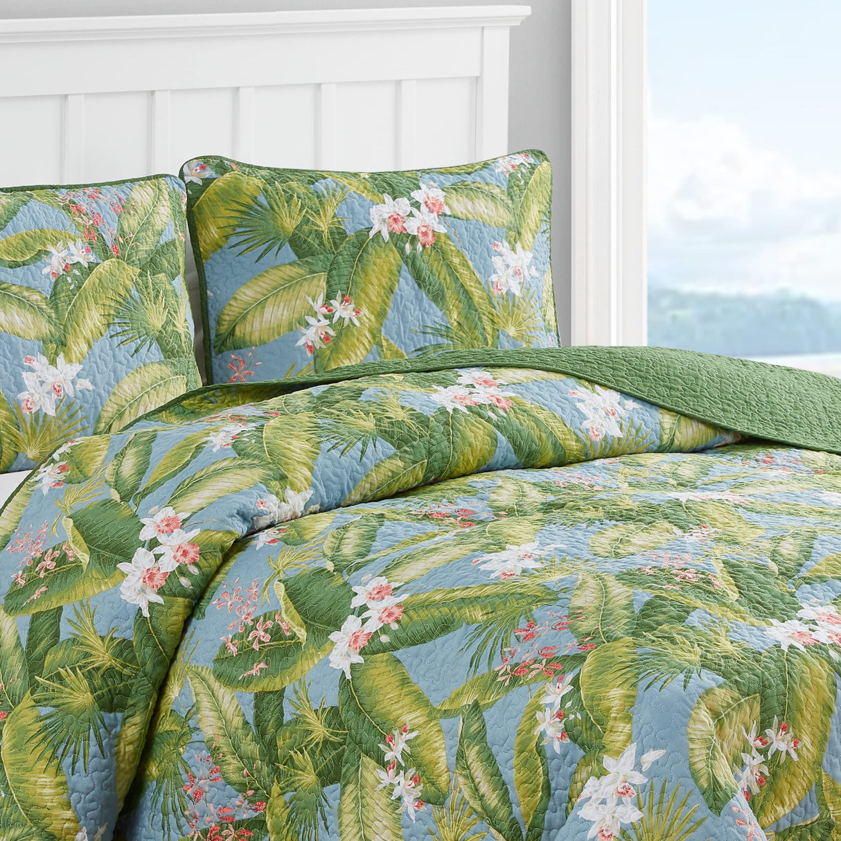 - King Quilt Set, Reversible Cotton Bedding with Matching Shams