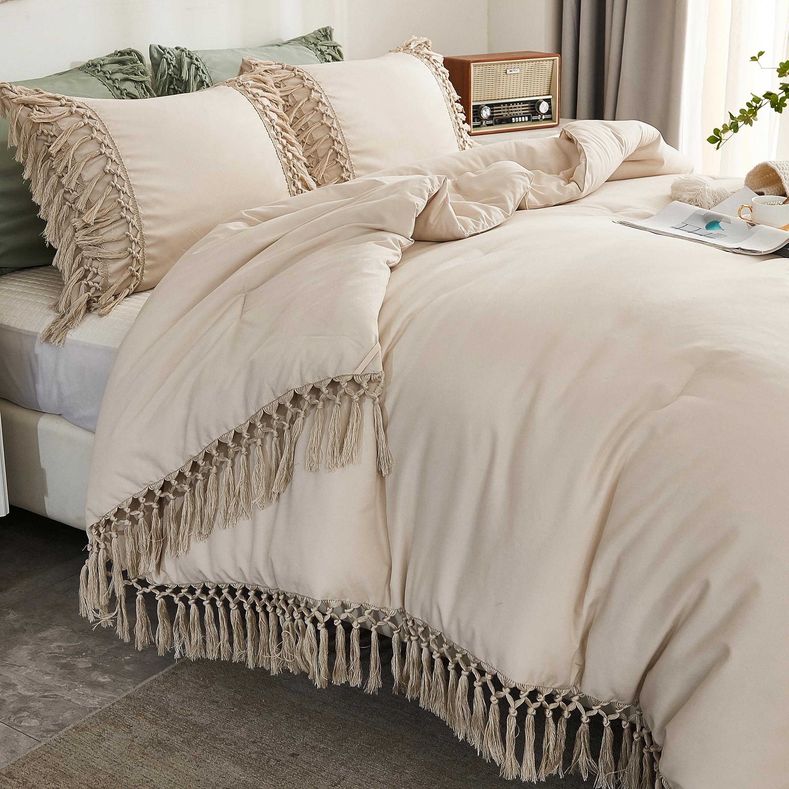 Andency King Size Comforter Set Beige, 3 Pieces Boho Tassel Lightweight Soft Bedding Comforter Sets for King Bed, All Season Fluffy Bed Set (104x90In Comforter & 2 Pillowcases)