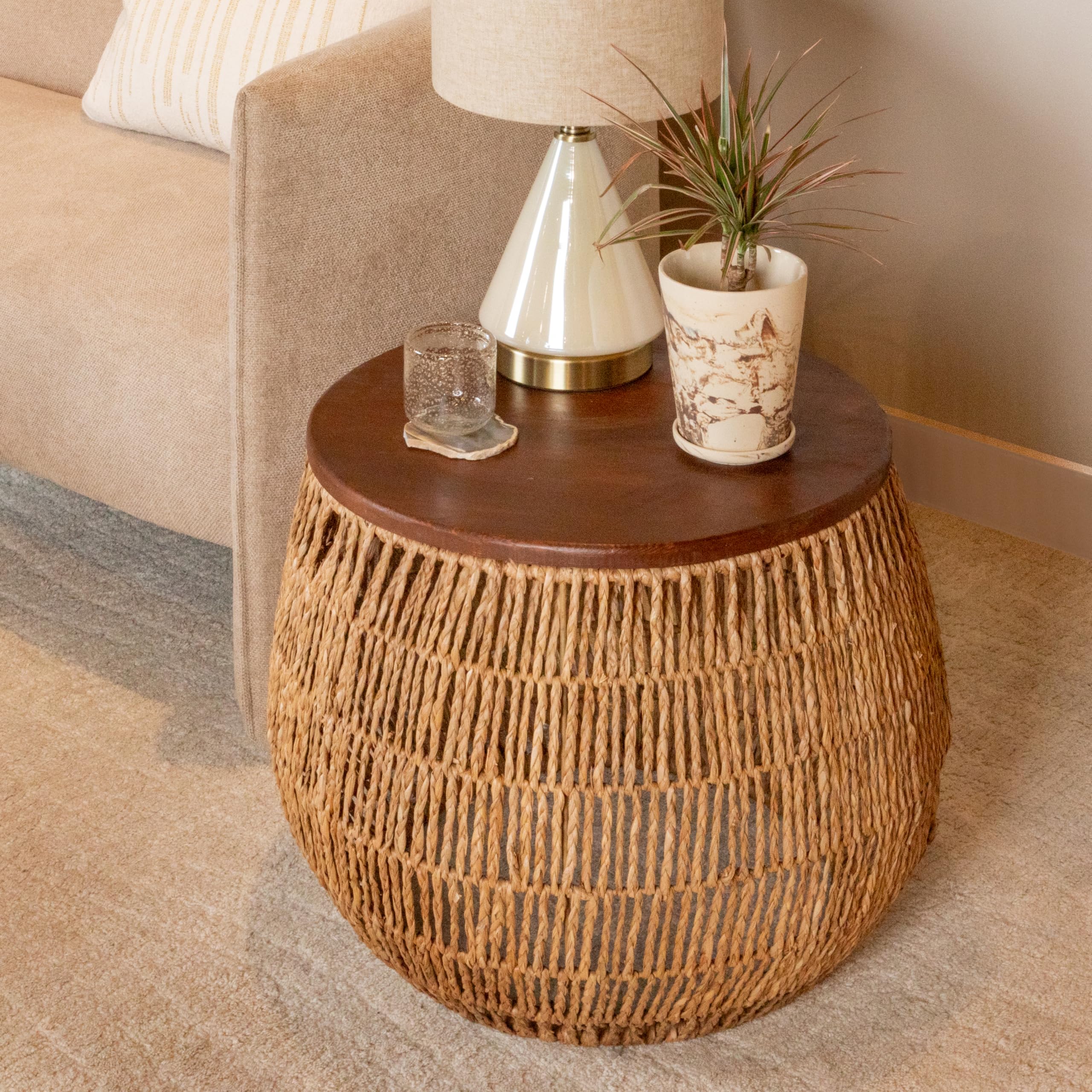 Hand-Woven Seagrass and Pine Wood Round Side Table, Natural