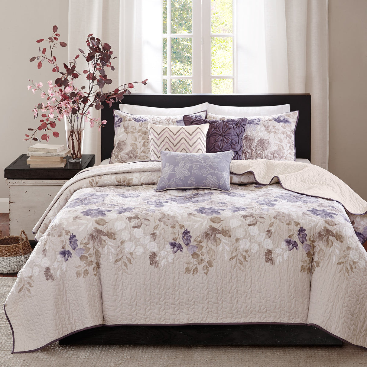 Luna Quilt Modern Classic Design All Season, Breathable Coverlet Lightweight