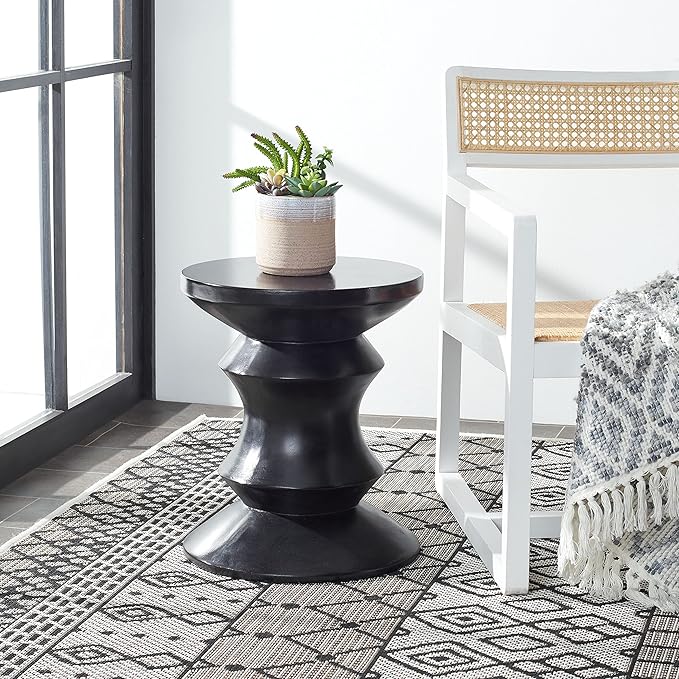 Outdoor Collection Katara Modern Ivory Concrete Accent Table (Fully Assembled)