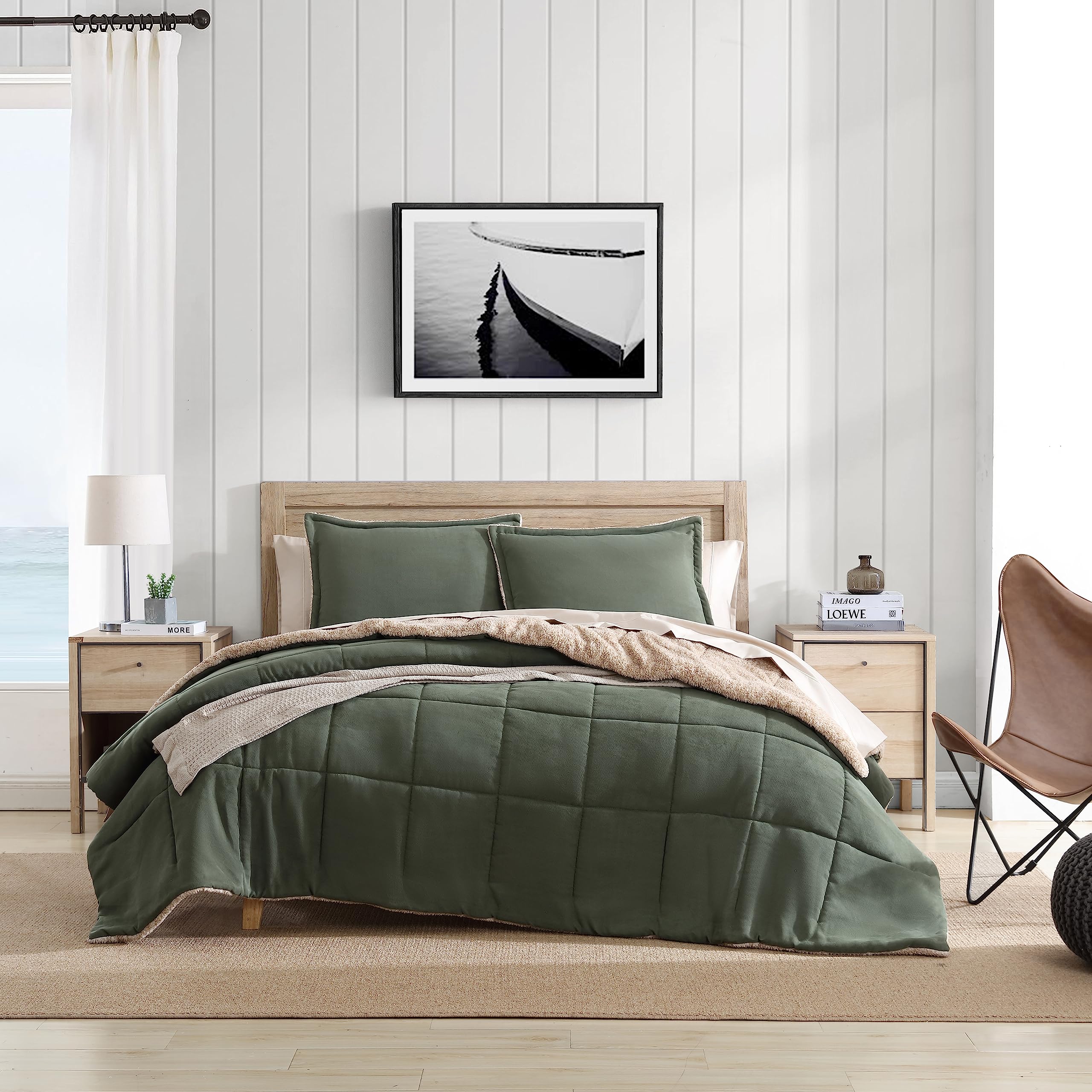 Queen Comforter Set, Soft Microsuede Bedding with Cozy Sherpa Reverse & Matching Shams